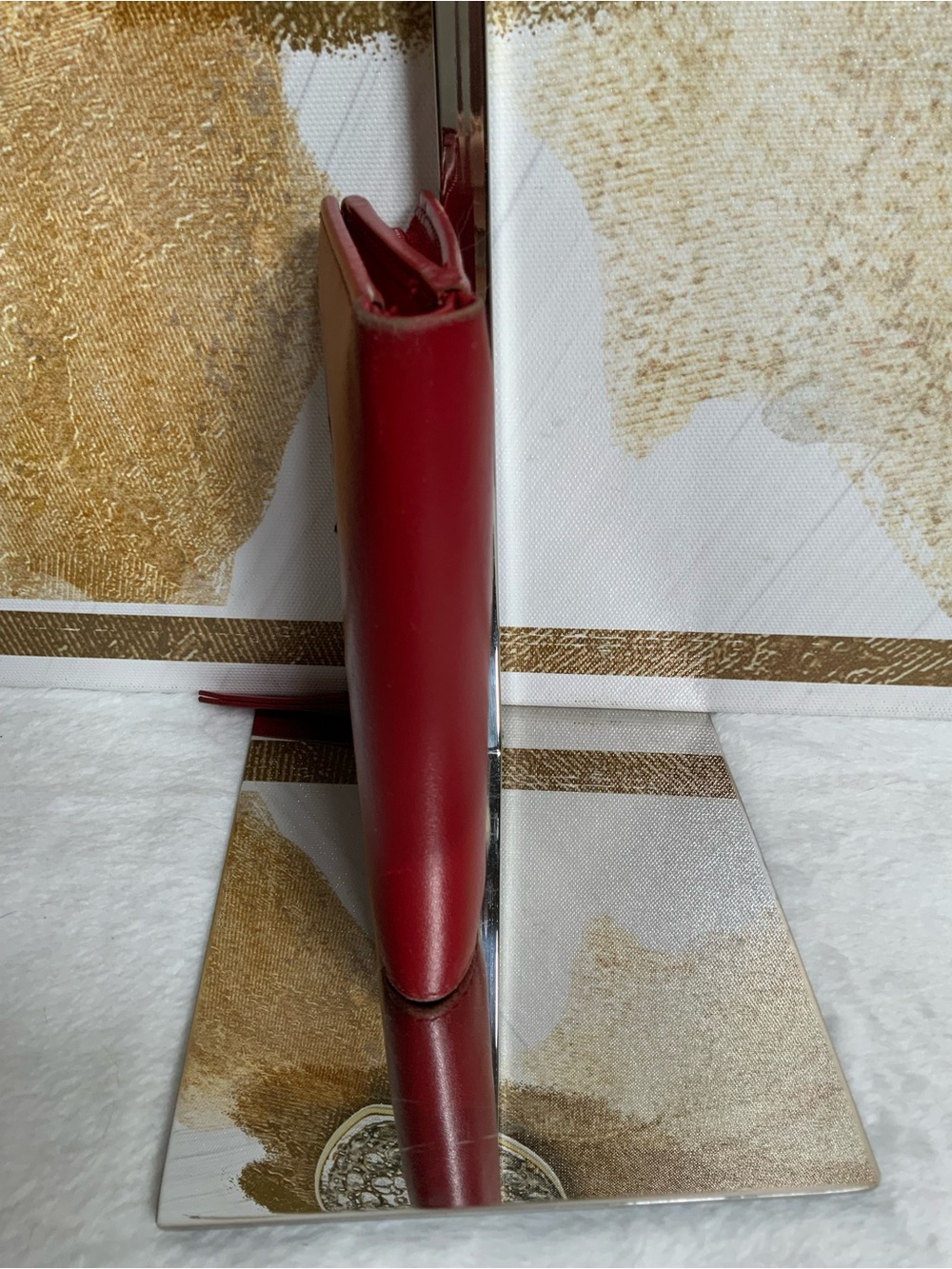 RADLEY LONDON Red Floral Wristlet Clutch - Picture 3 of 7
